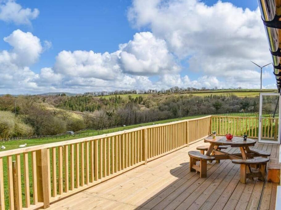 ליסקירד Brook Lodge מראה חיצוני תמונה